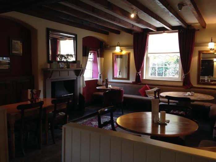 Hanmer Arms Extérieur photo