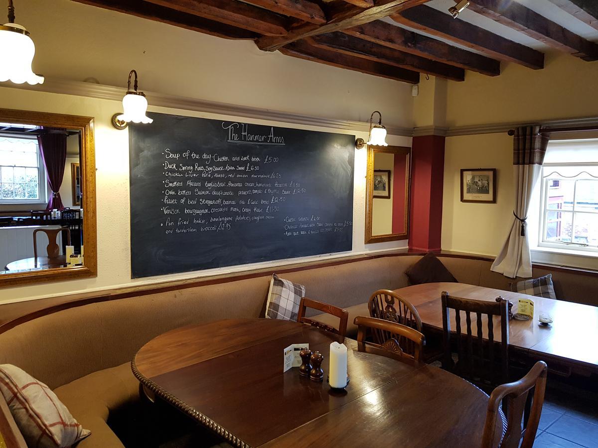 Hanmer Arms Extérieur photo