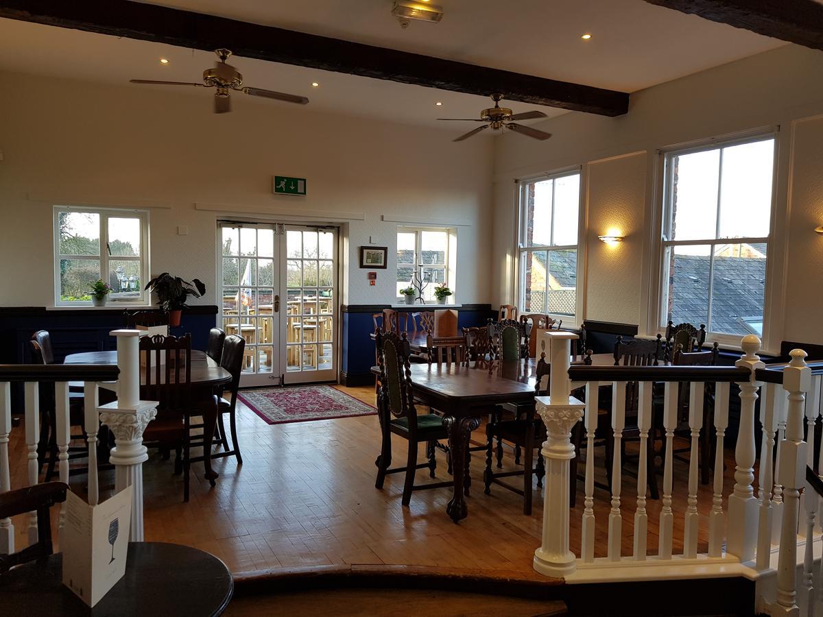 Hanmer Arms Extérieur photo